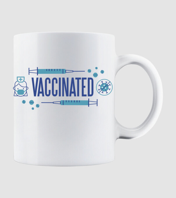Sunt vaccinat model alb pe tricou