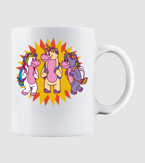 Unicorni școlari model alb pe tricou