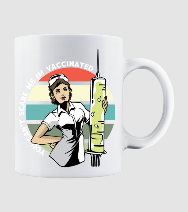 Nu mă poți speria cu nimic, sunt vaccinat model alb pe tricou