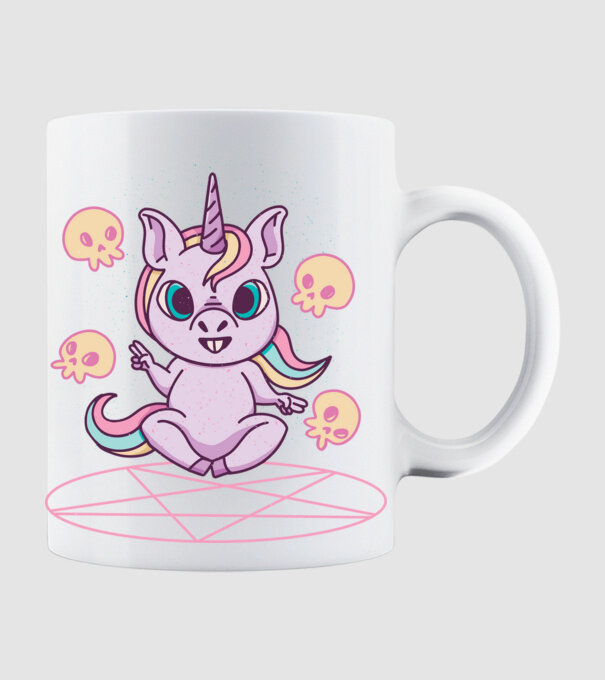 Unicorn invocare model alb pe tricou