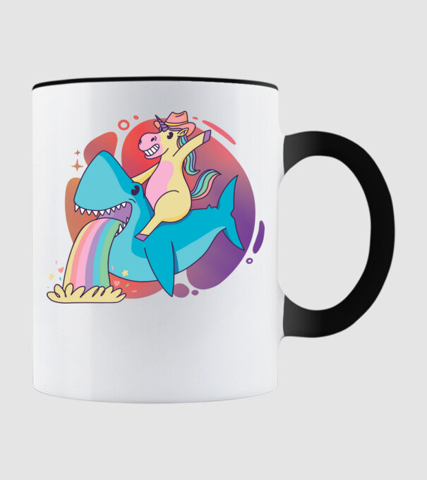 Unicorn pe rechin model negru pe tricou
