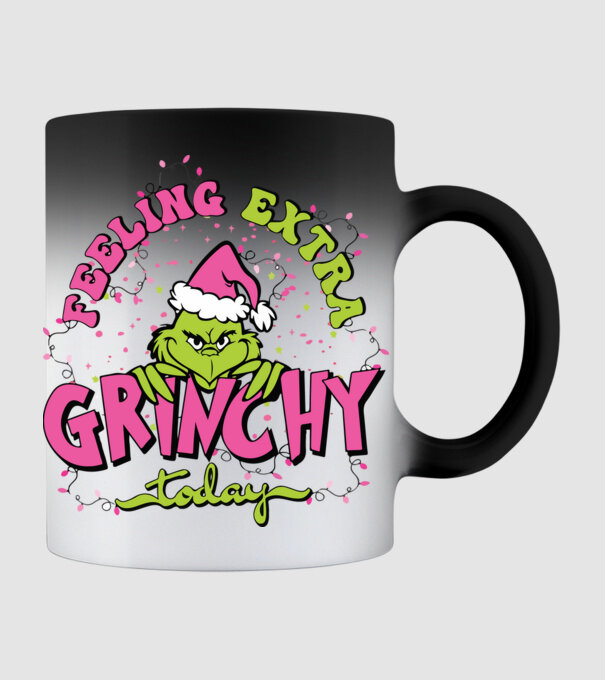 Feeling extra Grinchy today model negru pe tricou