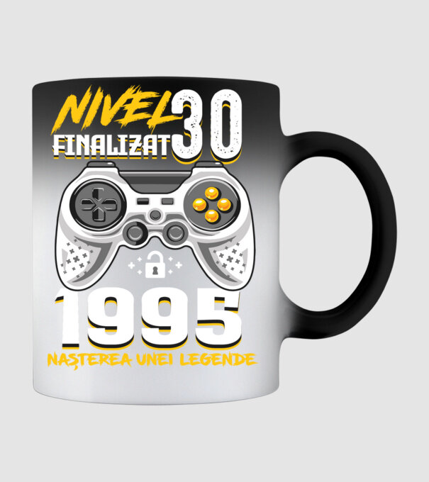 Nivel Finalizat 30 1995 model negru pe tricou