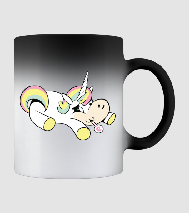 Unicorn bolnav model negru pe tricou