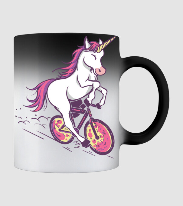 unicorn cu bicicletă model negru pe tricou
