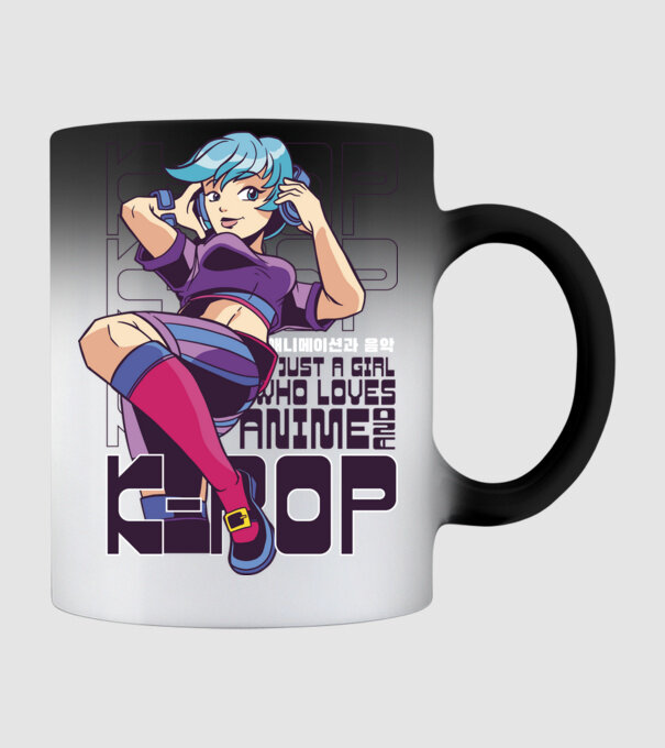 Doar o fată căreia îi place Anime și K-Pop model negru pe tricou