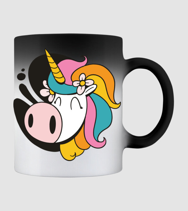 Unicorn drăguț model negru pe tricou