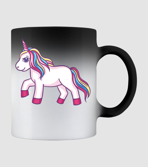 Unicorn drăguț model negru pe tricou
