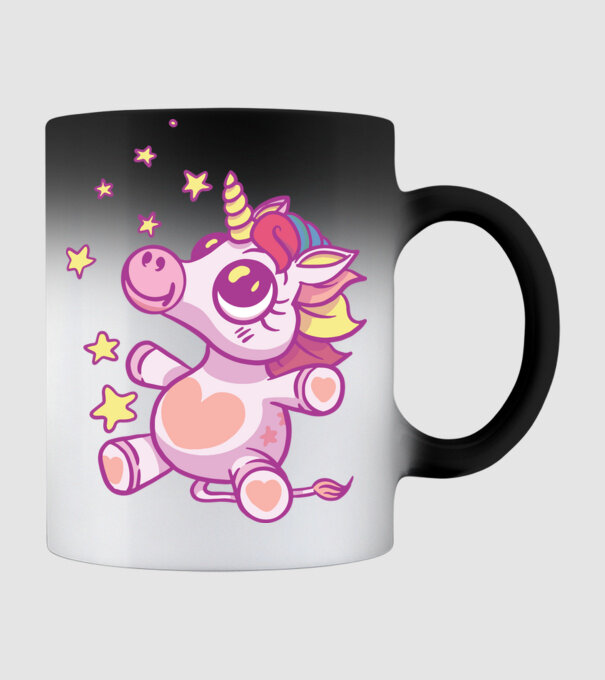 Unicorn drăguț model negru pe tricou