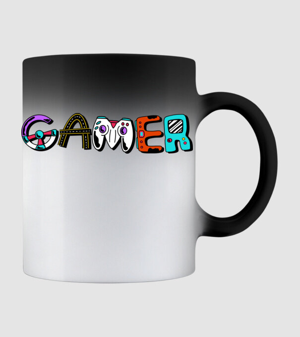 Inscripție Gamer model negru pe tricou