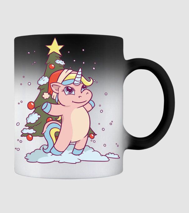 Unicorn de Crăciun model negru pe tricou
