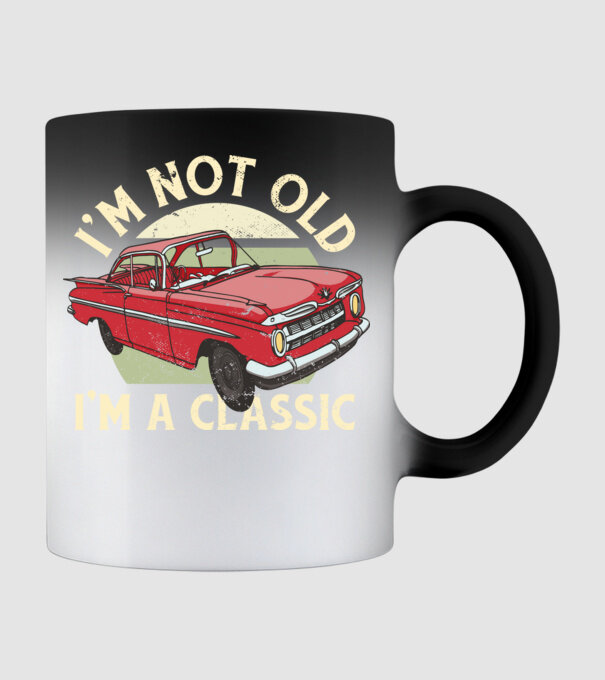 'Mașină clasică - I''m not old I''m a classic' model negru pe tricou