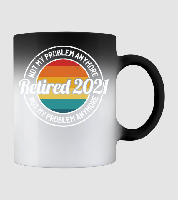 Pensionat 2021 model negru pe tricou