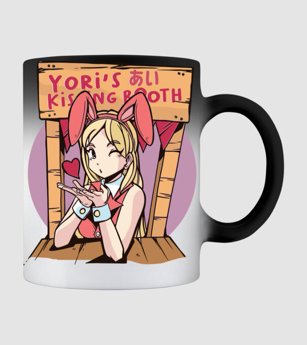 Anime îndrăgostit model negru pe tricou