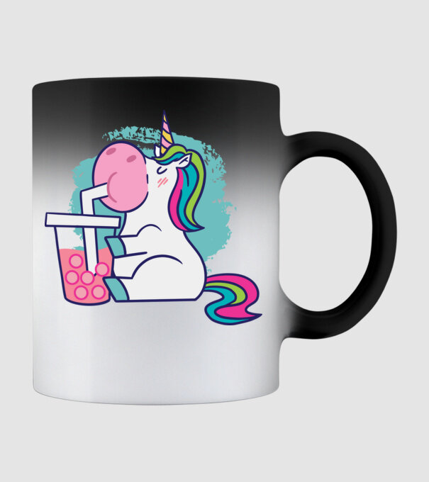 Unicorn Bubble Tea model negru pe tricou