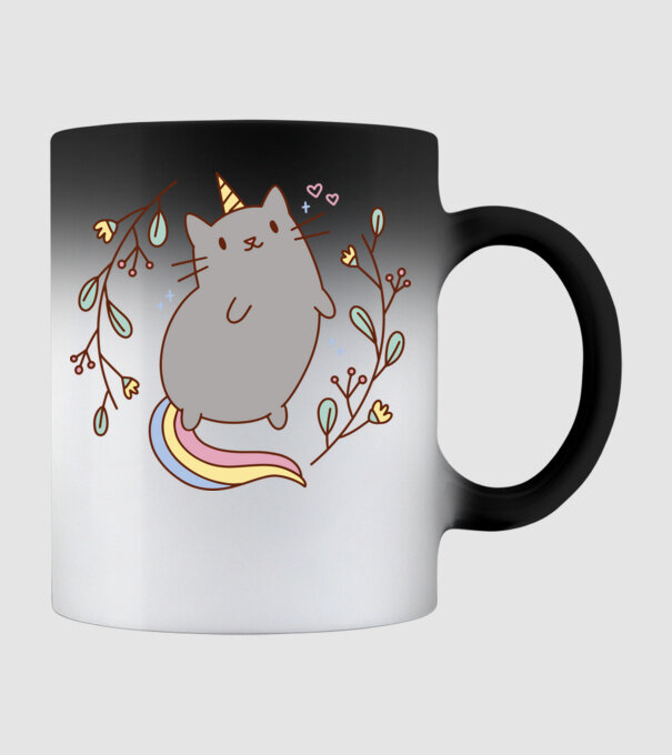 Pisică Unicorn model negru pe tricou
