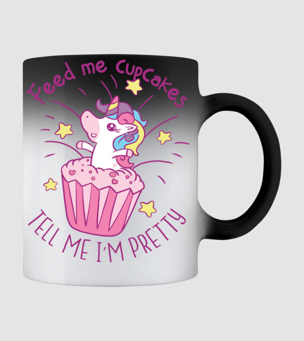 Unicorn Muffin model negru pe tricou