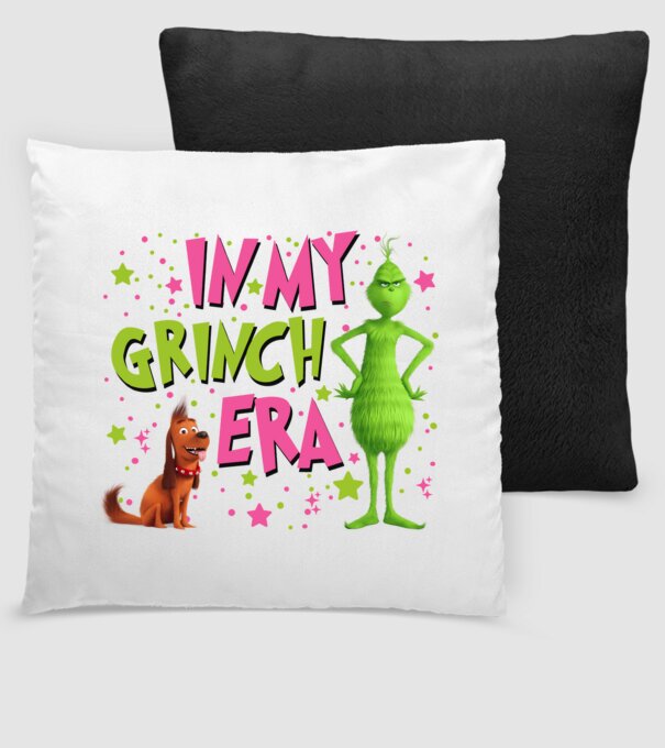 In my Grinch era model negru pe tricou